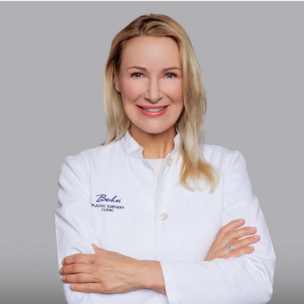 Dr. Julia Berkei