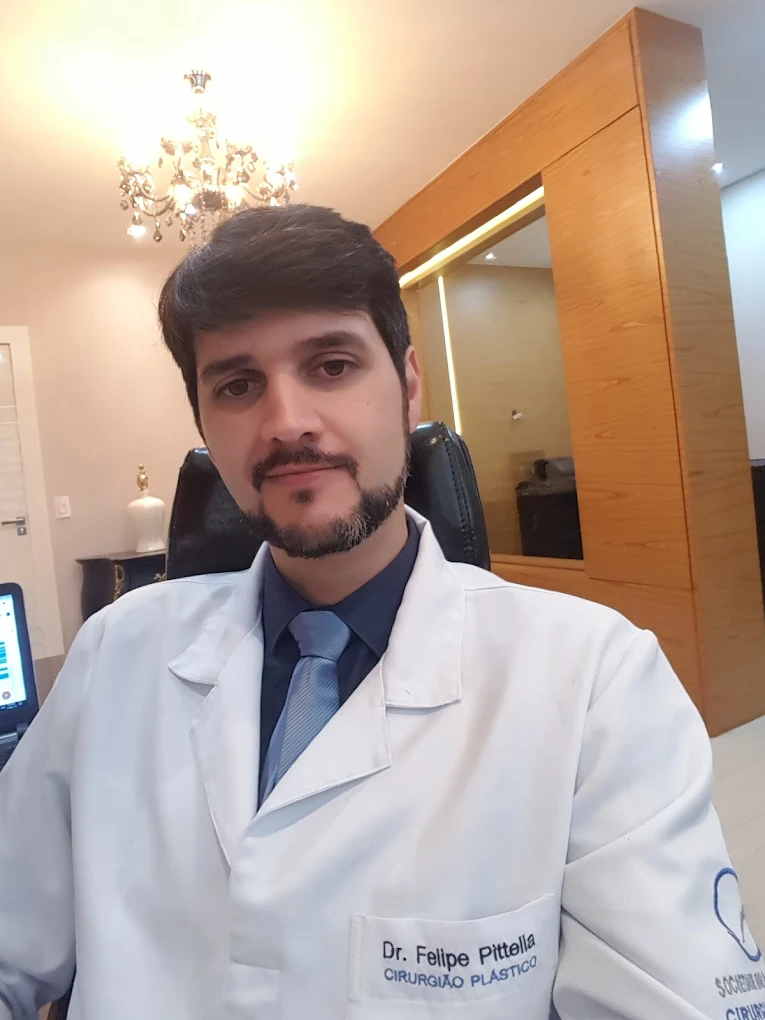 Доктор Фелипе Пителла