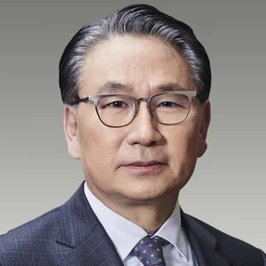 Dr. Kim Young-Hoon
