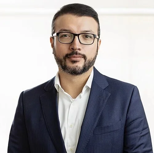 Dr. Camilo Prieto