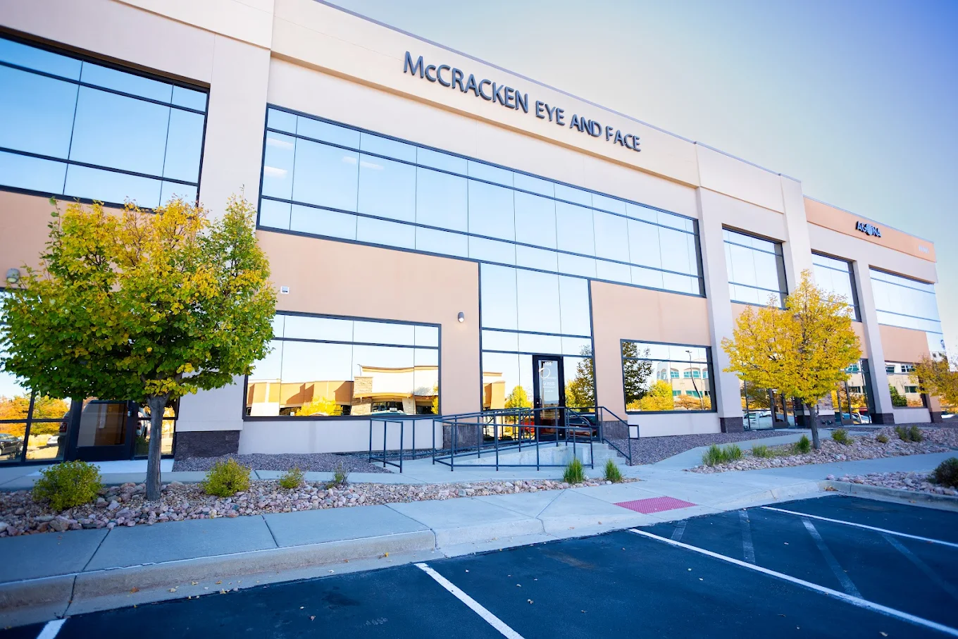 McCracken Eye and Face Institute