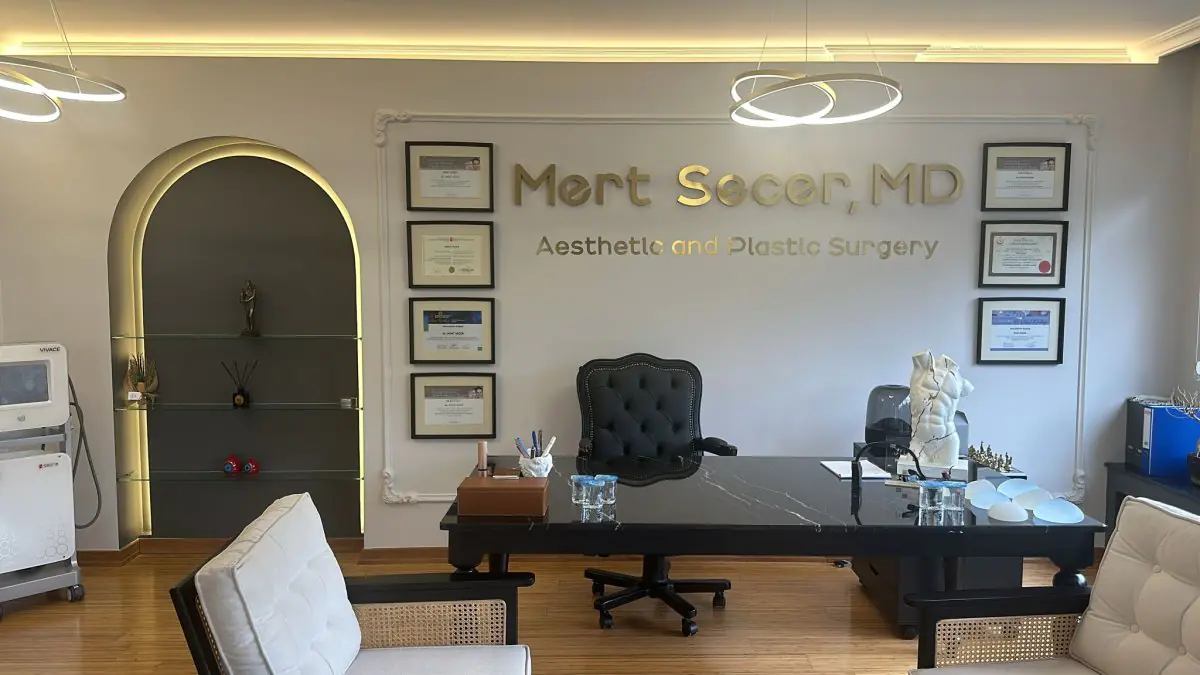 Aesthetic and Plastic Surgeon Dr. Mert Se&ccedil;er