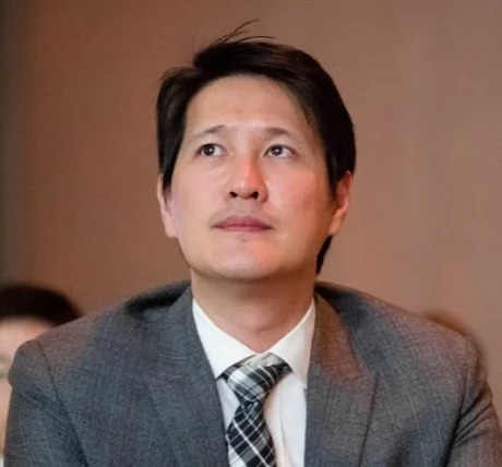 Dr. Kang Sung-Hoon