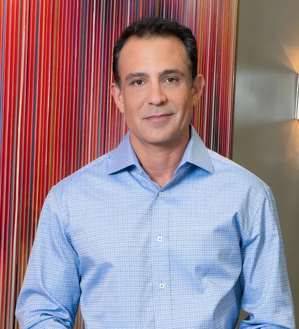 Dr. Arthur Cambeiro